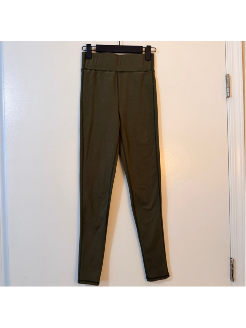 By Egreis Designer Olive Green Leggings – Women's Small (b1)